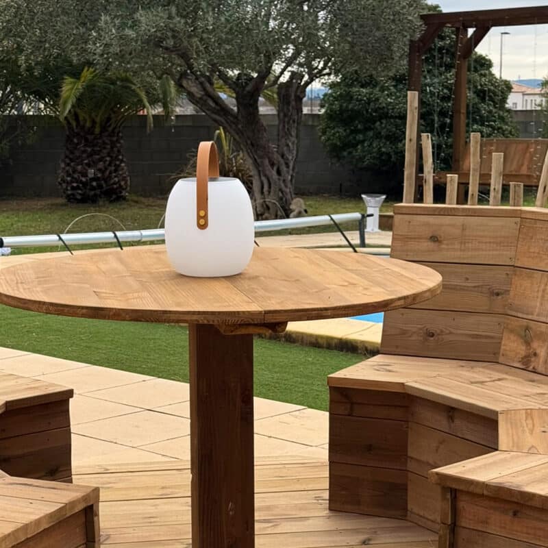 Aménagement extérieur : salon cosy en bois signé Ekolinea