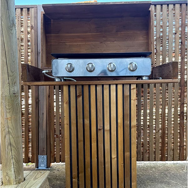 Meuble à plancha en bois par Ekolinea