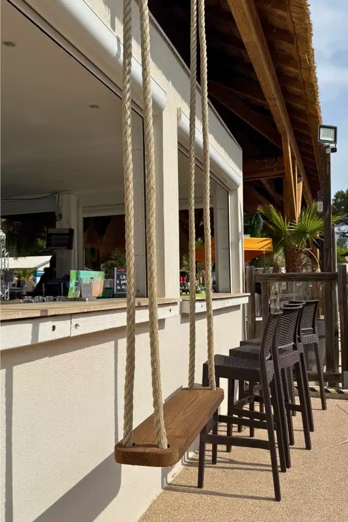 Balançoire bois Fabrication et installation d'une balançoire en bois par Ekolinea