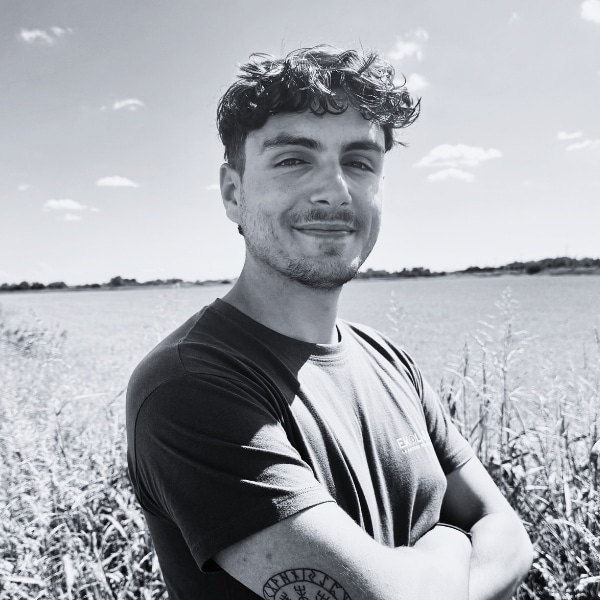 Pierre-André Mester Découvrez le portrait de PIerre-André Mestre, notre chargé d'affaires junior