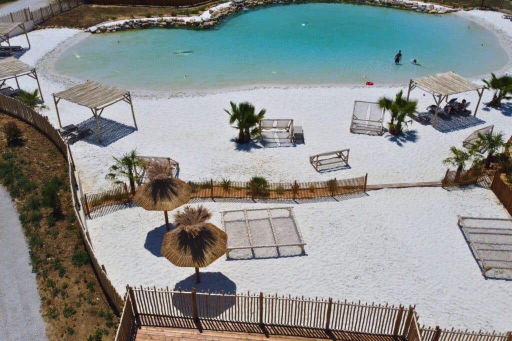 ekolinea-domaine-de-la-besse-camping-lagon-amenagements-bois-17