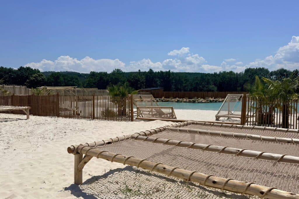 ekolinea-domaine-de-la-besse-camping-lagon-amenagements-bois-25