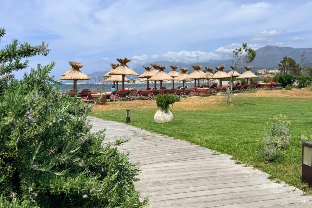 ekolinea-hotel-la-roya-corse-small-luxury-hotels-7