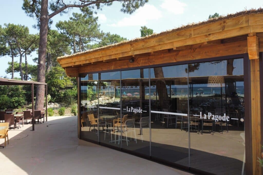 ekolinea-restaurant-la-pagode-charpente-bois-extension
