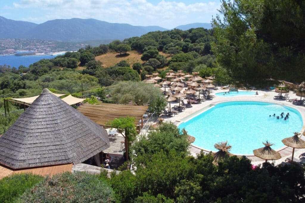 ekolinea-vigna-maggiore-corse-sud-vue-piscine